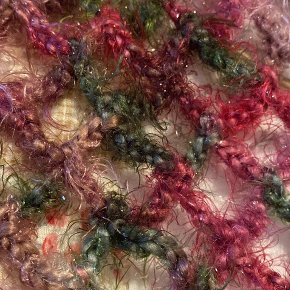 Bohemian sparklyCrochet scarf - Picture 11 of 11